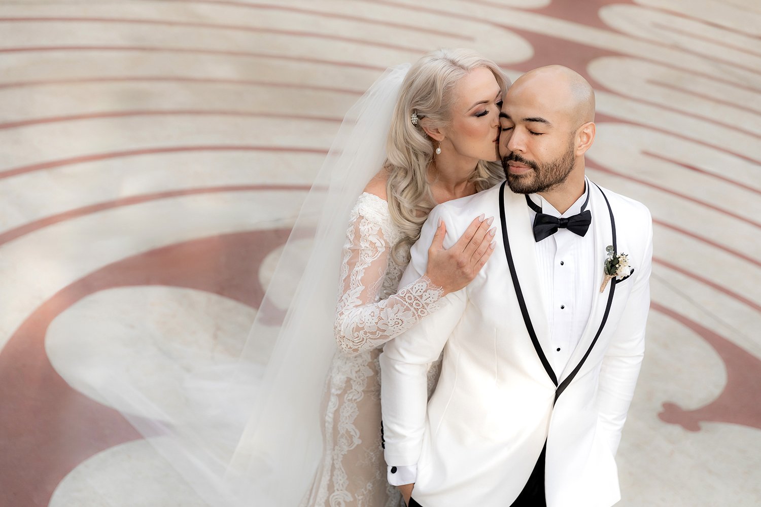 Bride and groom wedding portrait in Sacramento